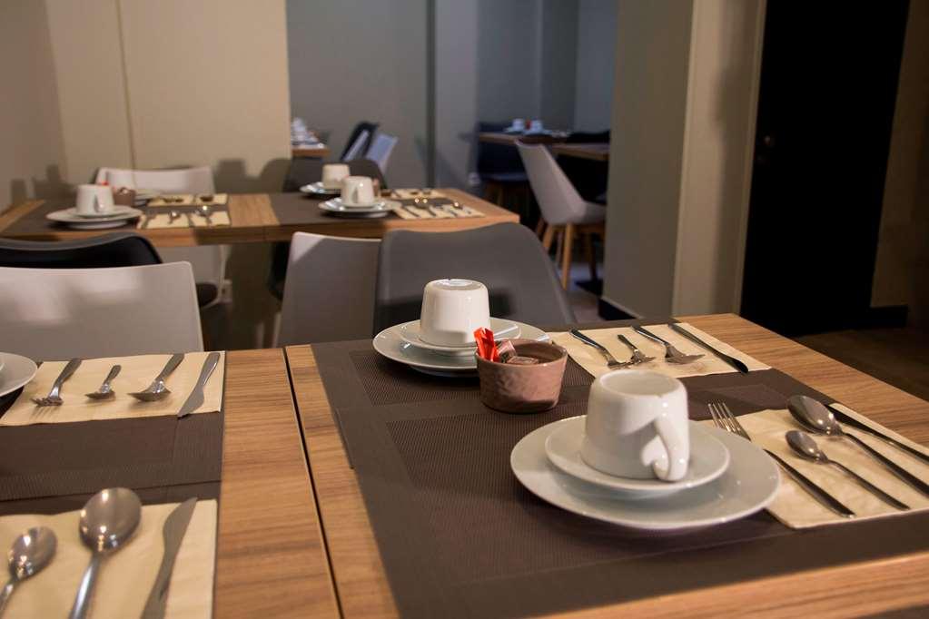 Hotel Moulin Vert Paris Restoran gambar