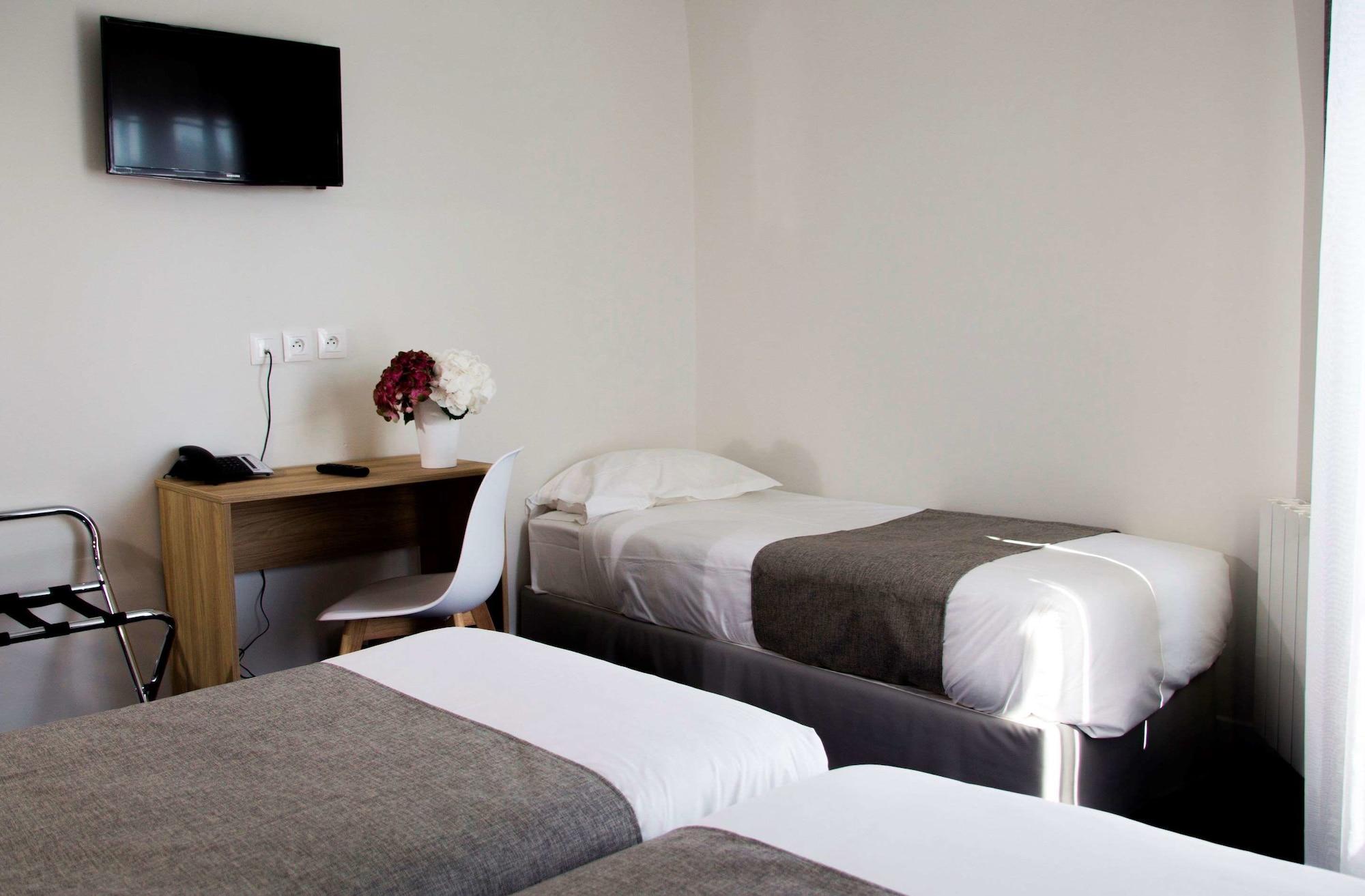 Hotel Moulin Vert Paris Luaran gambar