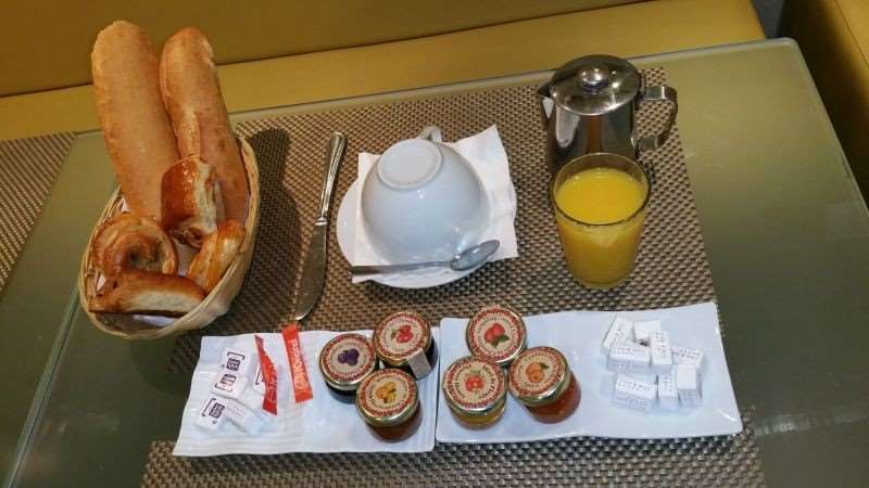 Hotel Moulin Vert Paris Restoran gambar